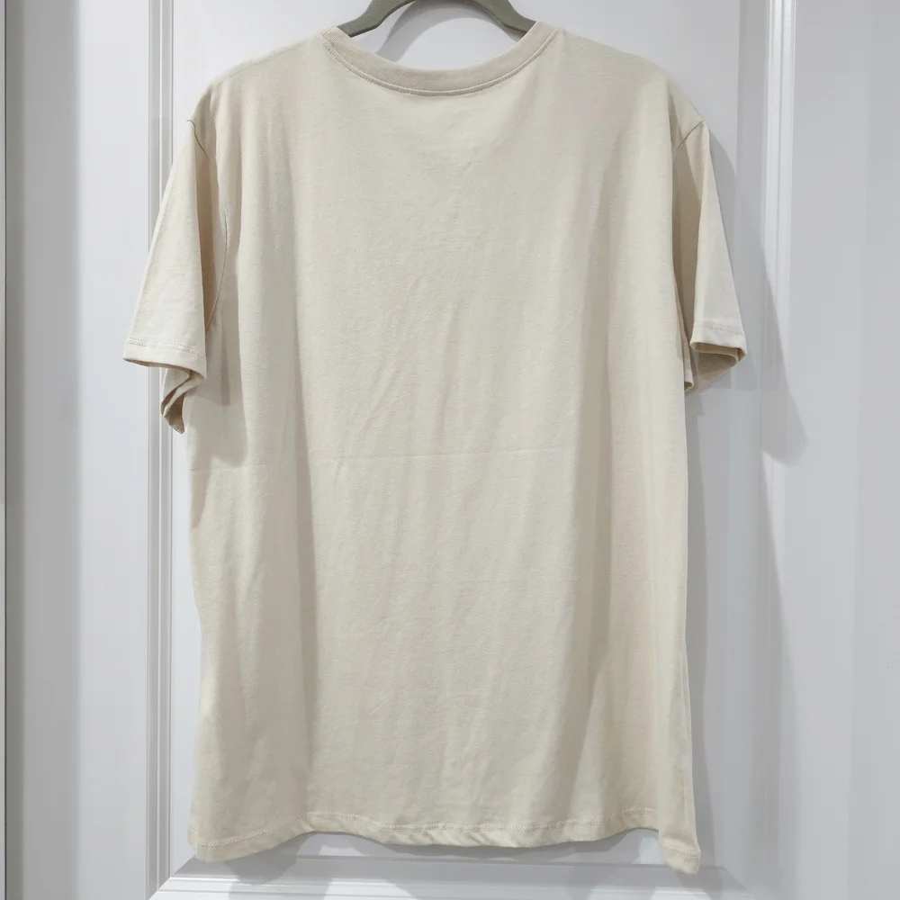 ✨️4/$20. Hello Kitty Beige Tee, Novelty Cream Short Sleeve Soft Touch Tee M - Picture 7 of 10